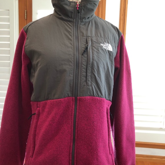 The Northface Denali Jacket - Picture 1 of 6